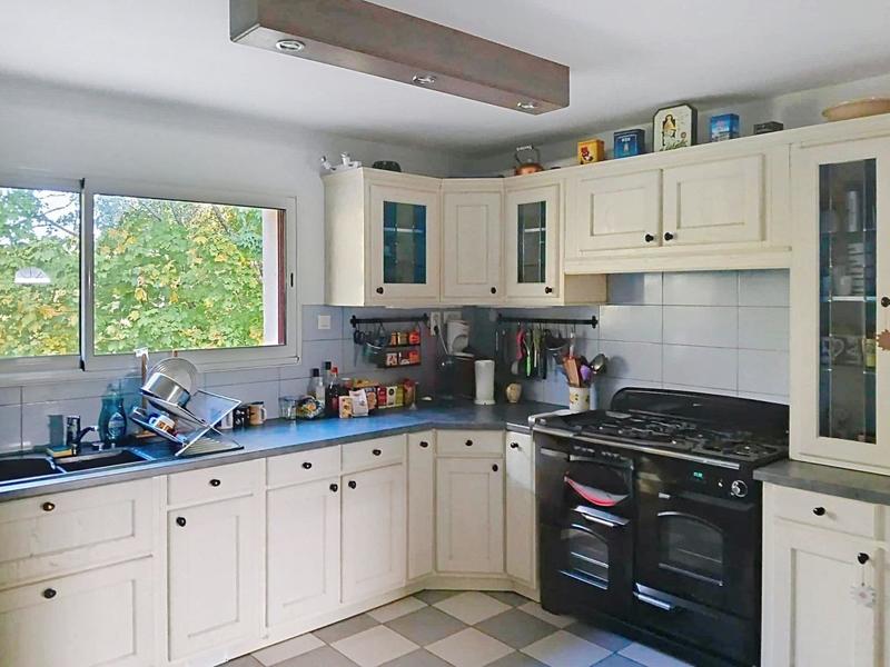 Maison - 207 m² - 8 pièces