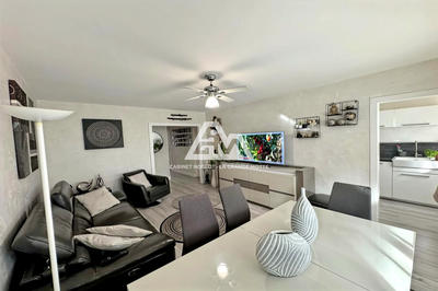 Appartement - 75 m² - 4 pièces