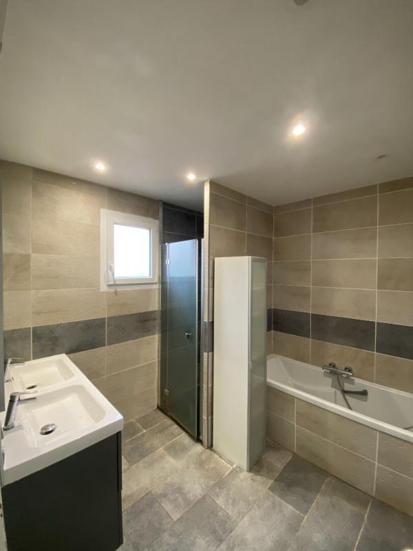 Maison - 106 m² - 5 pièces