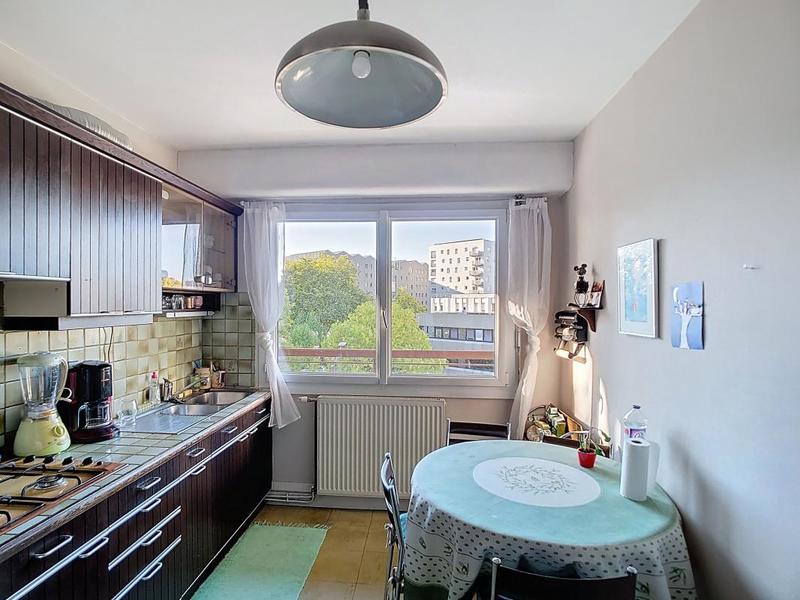 Appartement - 80 m² - 4 pièces