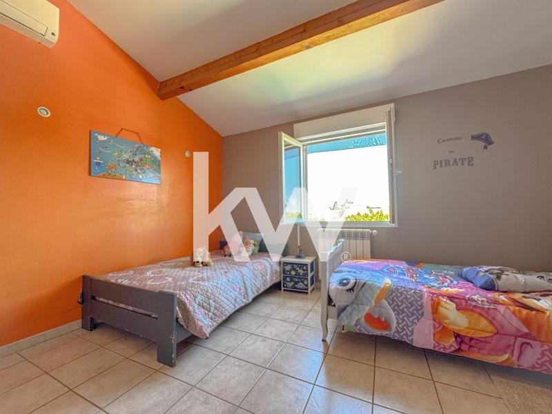 Villa - 122 m² - 6 pièces