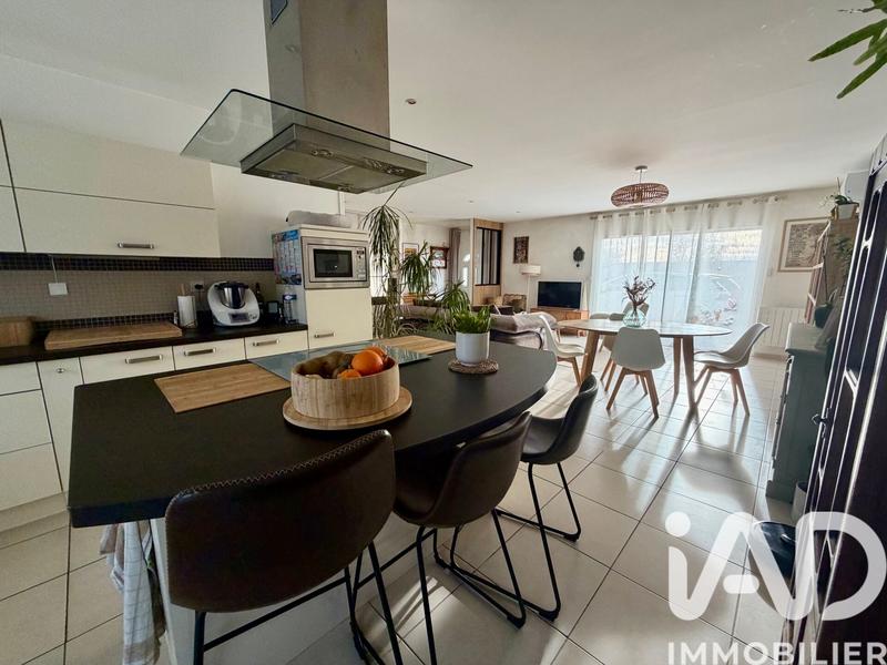 Maison - 110 m² - 5 pièces