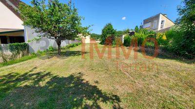 Terrain constructible - 855 m²