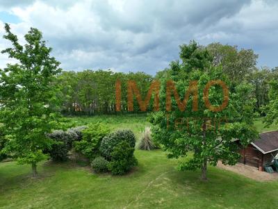 Terrain constructible - 1 250 m²