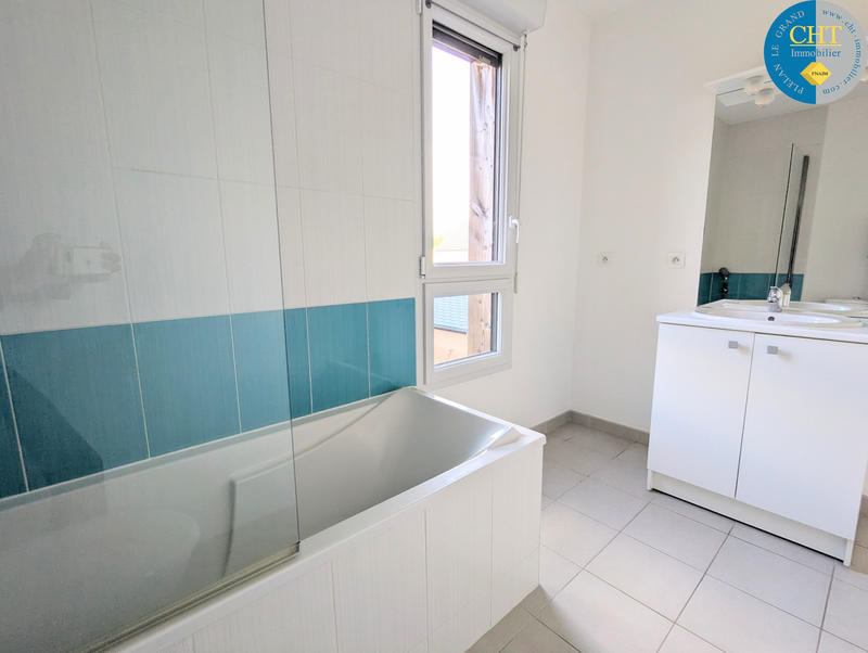 Maison - 94 m² - 5 pièces