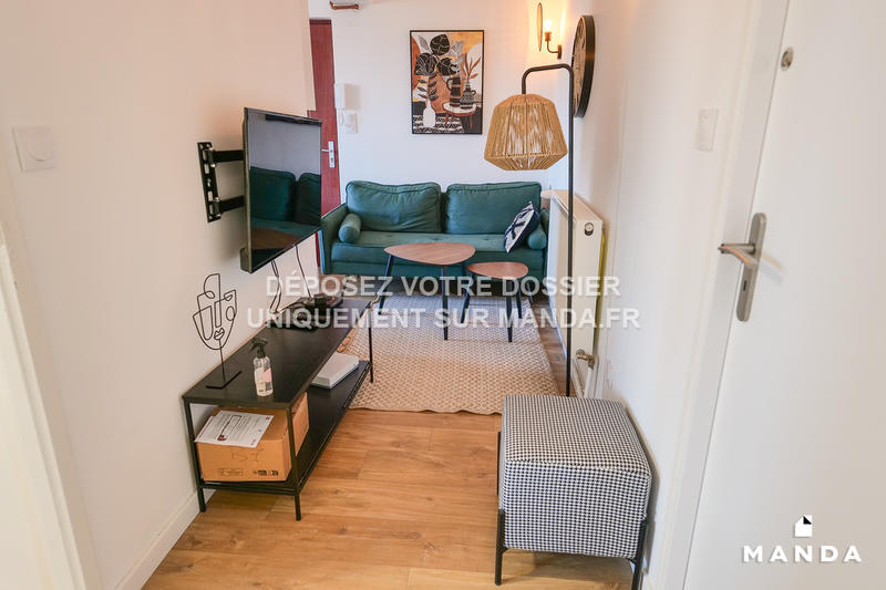 Chambre - 10 m² - 4 pièces