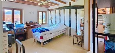 Maison - 205 m² - 8 pièces