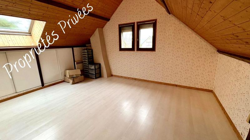 Maison - 20 m² - 8 pièces