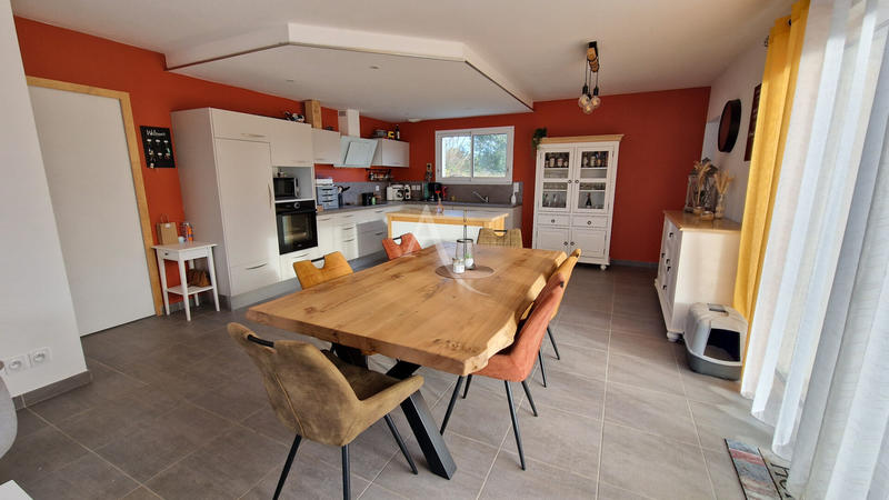Maison - 108 m² - 6 pièces