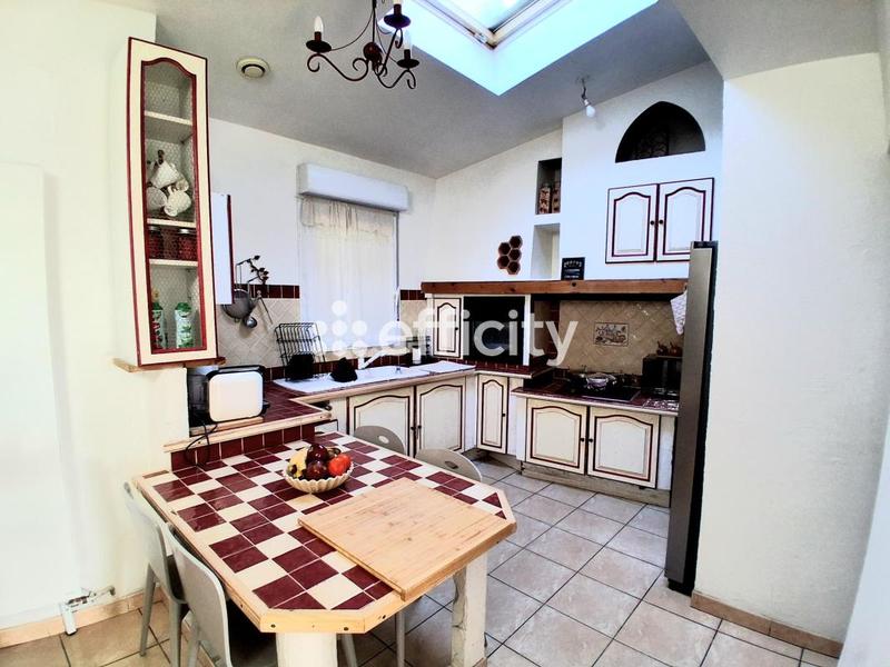 Maison - 88 m² - 4 pièces