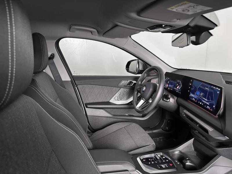 Bmw Série 1 - 120i 170ch Dkg7 F70 Ia Mhev Pack Premium Ja17p Gps Cockpit Carplay Sieges Chauf Camera