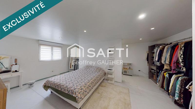 Maison - 288 m² - 8 pièces