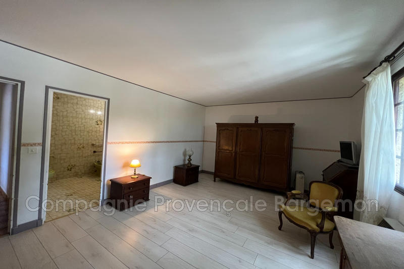 Maison - 190 m² - 8 pièces