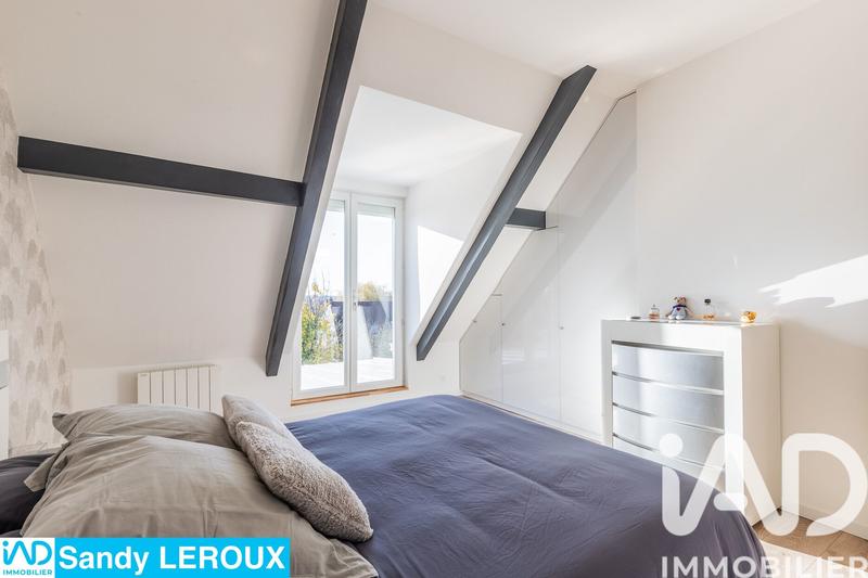 Maison - 90 m² - 5 pièces