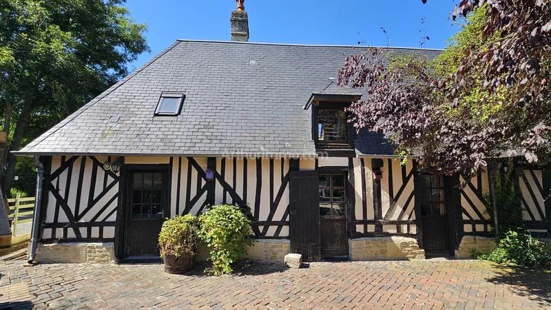 Maison - 632 m² - 30 pièces