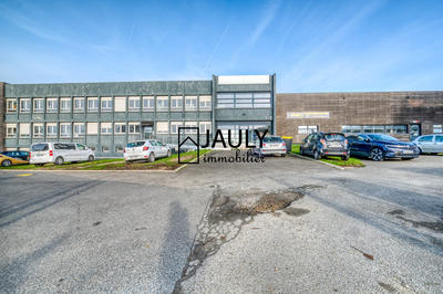 Local commercial - 6 825 m²