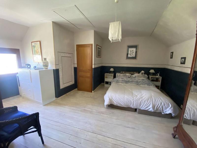 Maison traditionnelle - 200 m² - 7 pièces