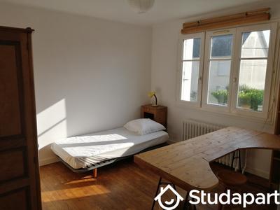 Chambre - 12 m² - 1 pièce