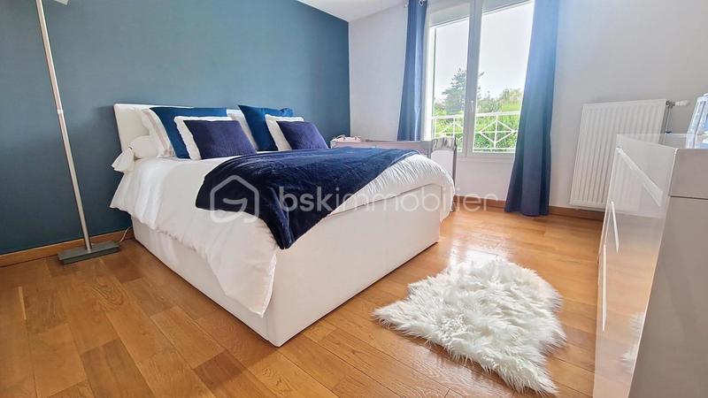 Maison - 158 m² - 7 pièces