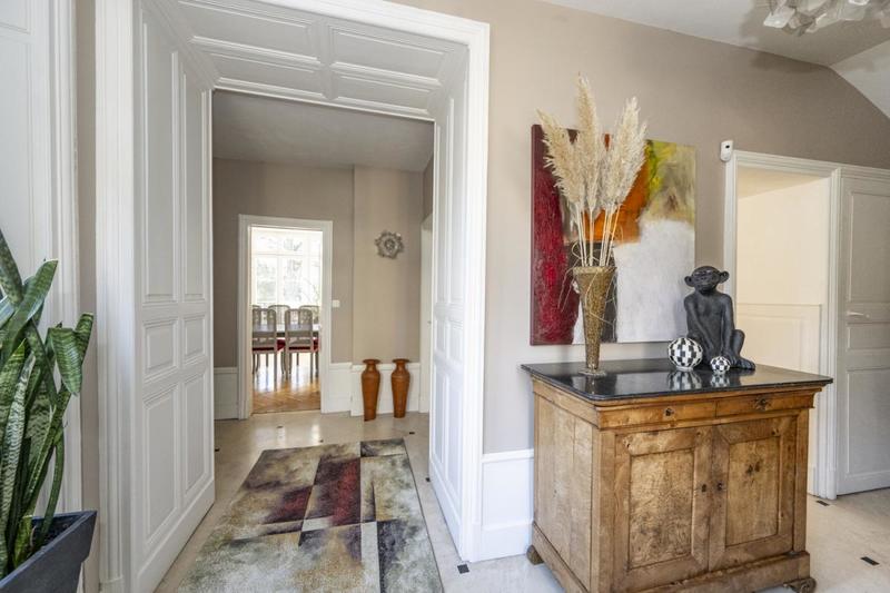 Hôtel particulier - 338 m² - 11 pièces