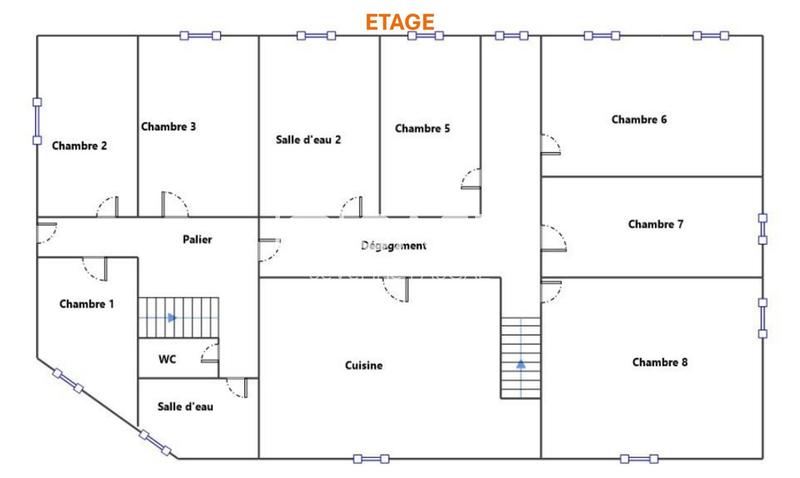 Maison - 260 m² - 8 pièces