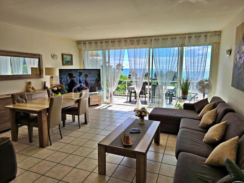 Appartement - 95 m² - 4 pièces