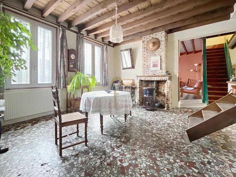 Maison - 140 m² - 5 pièces