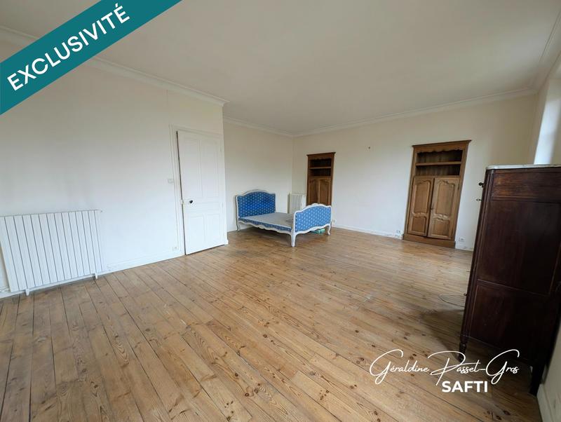 Maison - 334 m² - 12 pièces