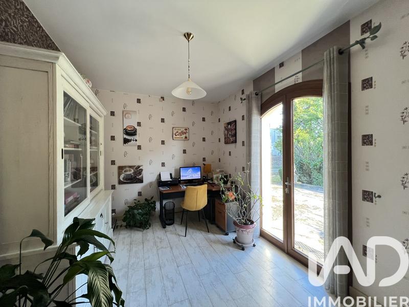 Maison - 274 m² - 6 pièces