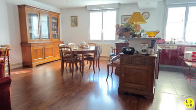 Appartement - 100 m² - 3 pièces