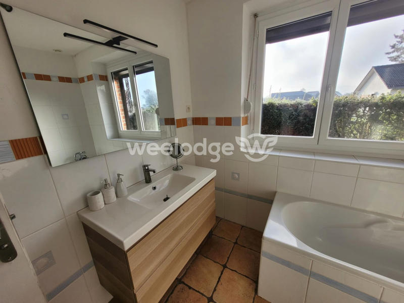 Maison - 162 m² - 8 pièces