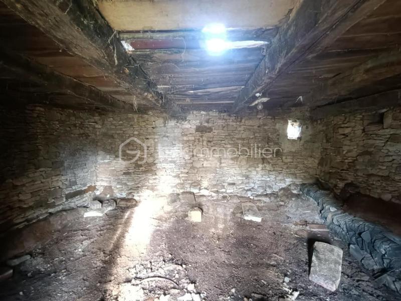 Corps de ferme - 132 m² - 3 pièces