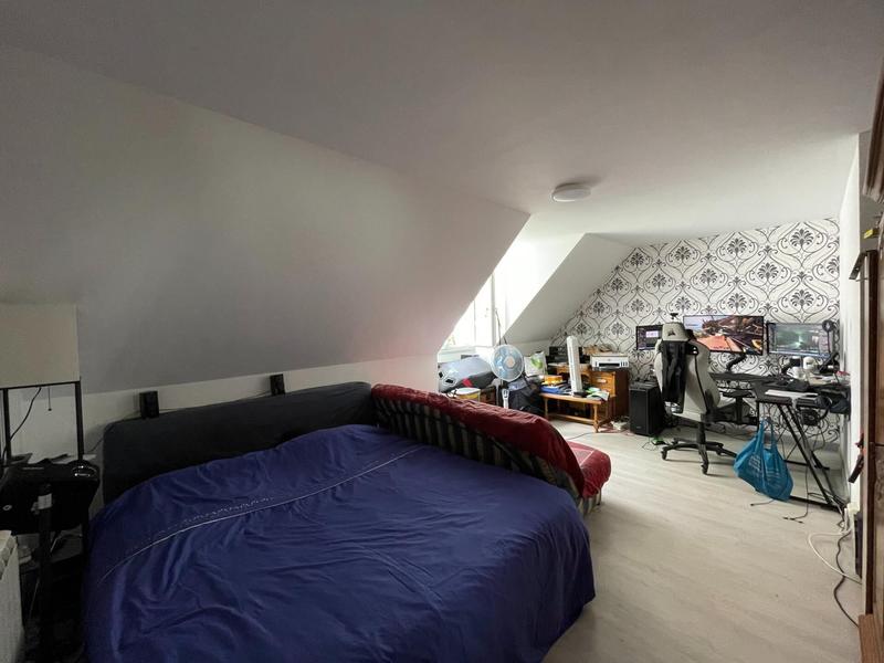 Maison - 147 m² - 6 pièces