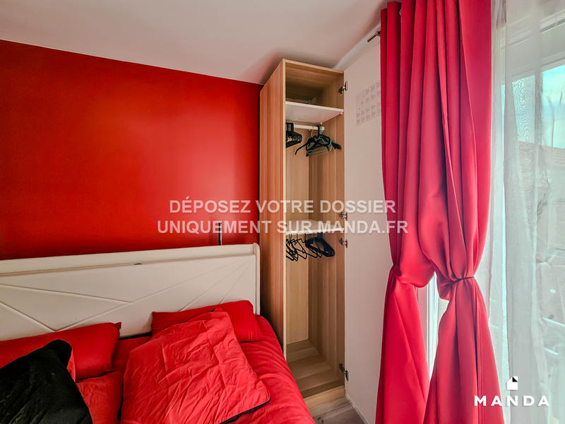 Chambre - 14 m² - 5 pièces