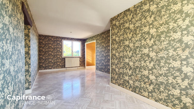 Maison - 102 m² - 5 pièces