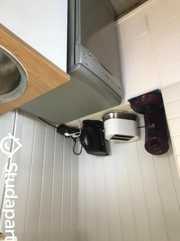 Chambre - 9 m² - 1 pièce