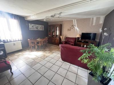 Maison - 92 m² - 4 pièces