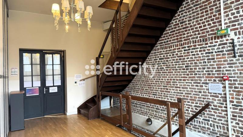 Bureau - 636 m² - 10 pièces