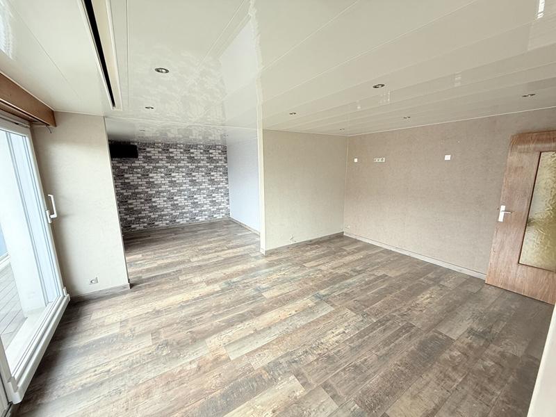 Appartement - 104 m² - 5 pièces