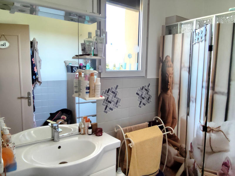 Maison - 93 m² - 4 pièces