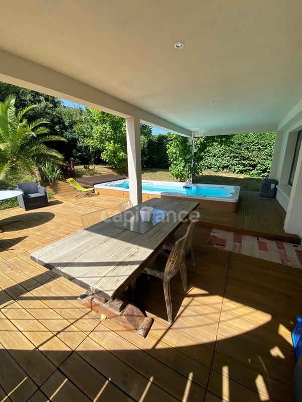 Maison - 172 m² - 7 pièces