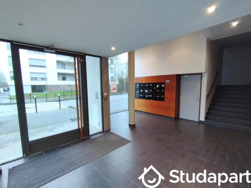 Chambre - 12 m² - 1 pièce