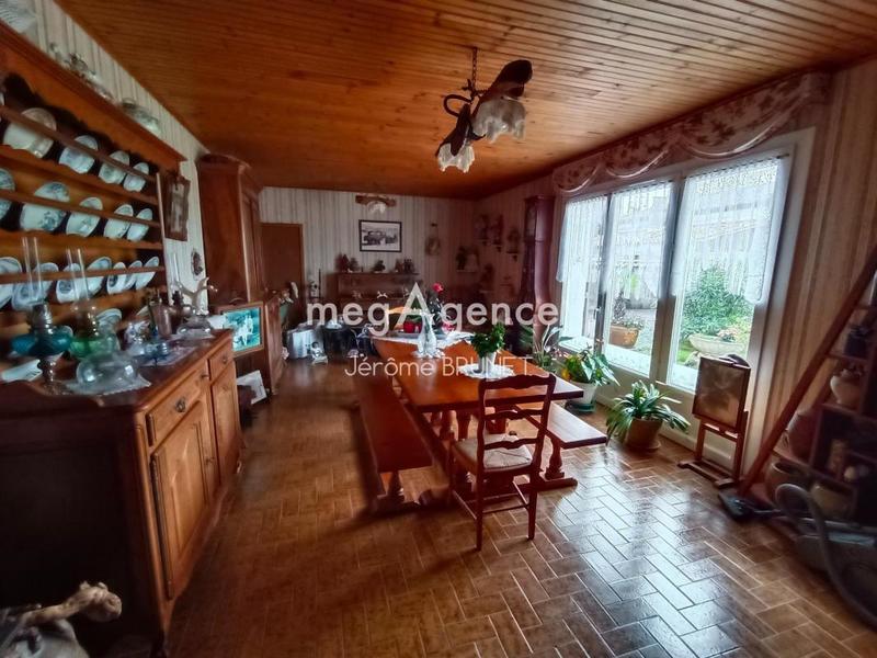 Maison - 137 m² - 5 pièces