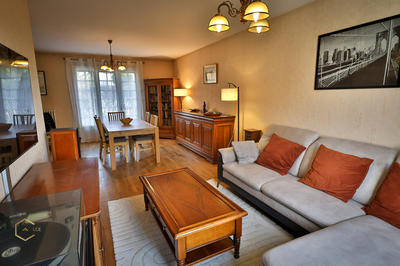 Maison - 121 m² - 6 pièces