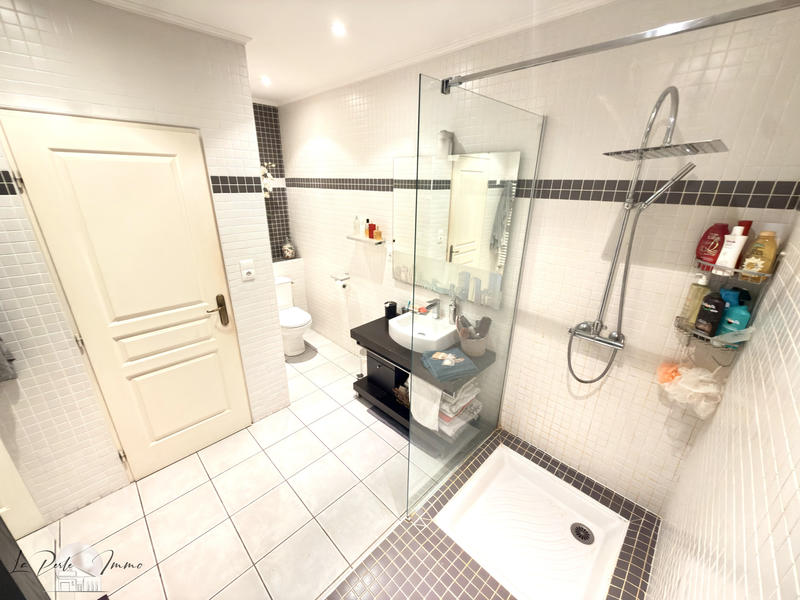 Maison - 150 m² - 5 pièces