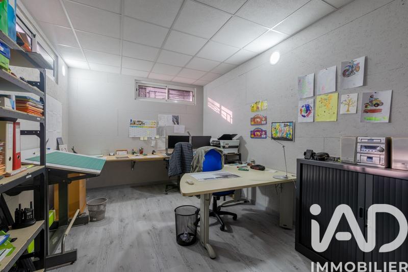 Maison - 201 m² - 6 pièces