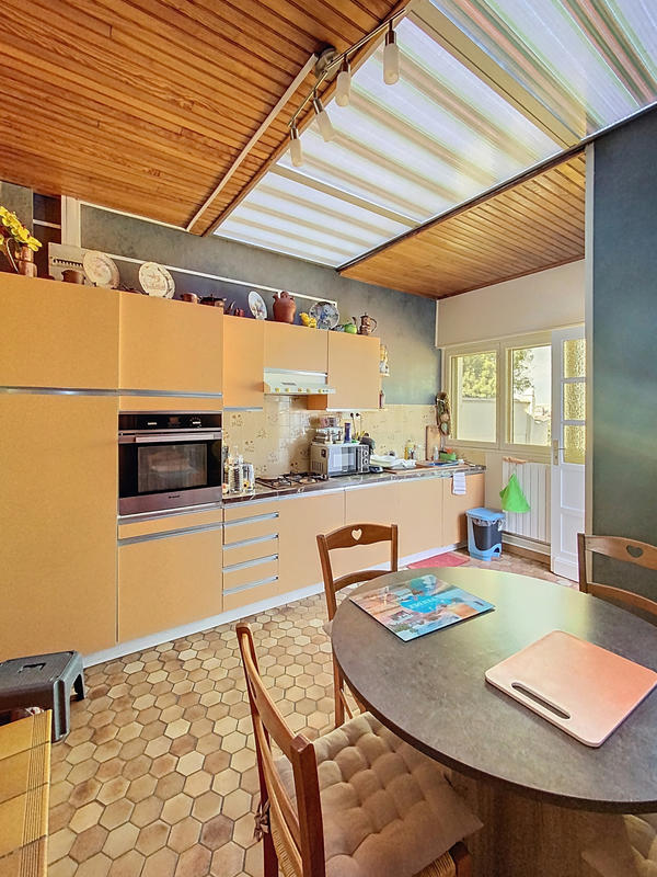 Maison - 85 m² - 6 pièces