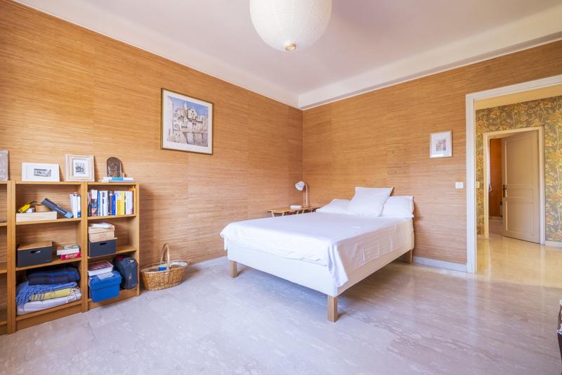 Maison - 217 m² - 7 pièces