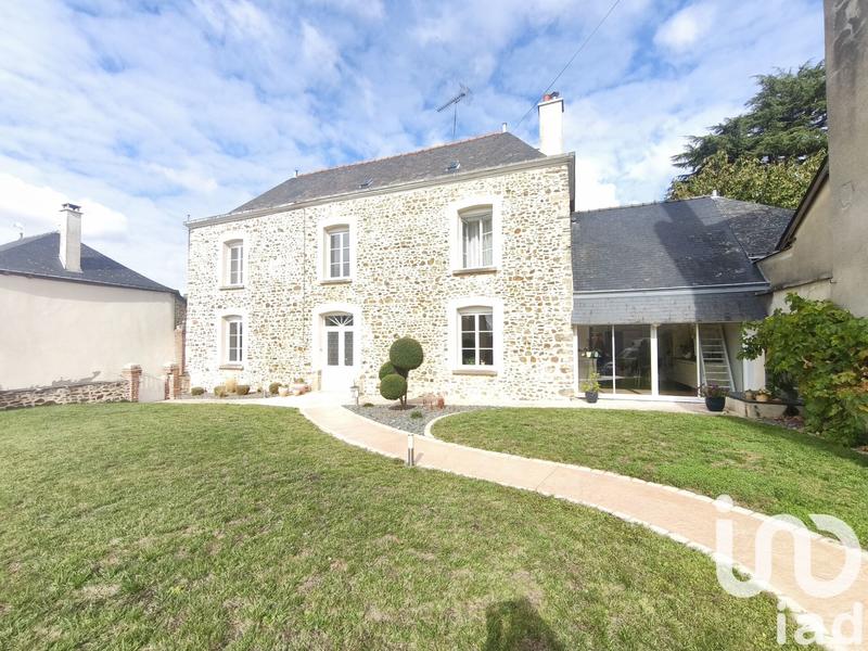 Maison - 175 m² - 9 pièces