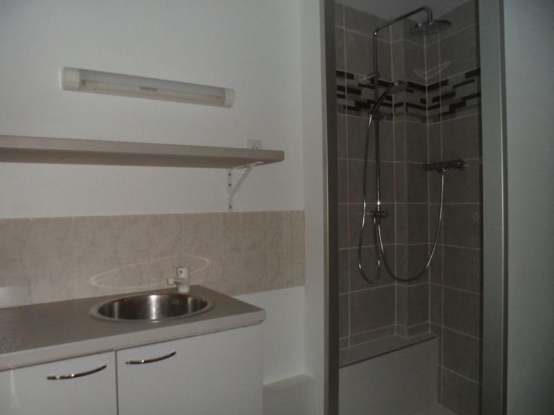 Local commercial - 68 m² - 4 pièces